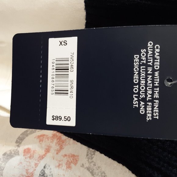 On Trend Lucky Brand Reversible Sweater Sz XS - Picture 5 of 15